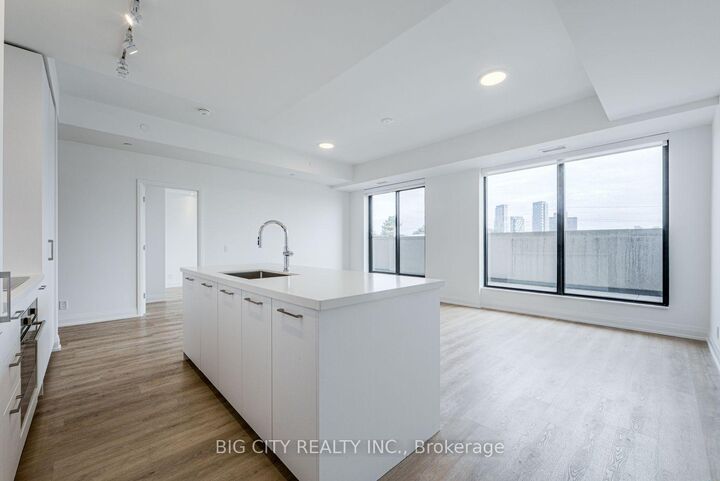 Property Photo:  36 Brentcliffe Road 209  ON M4G 0E1 