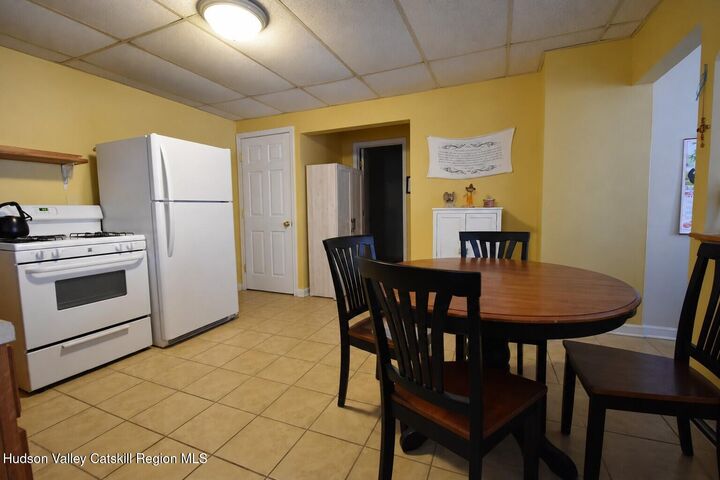 Property Photo:  180 Foxhall  NY 12401 