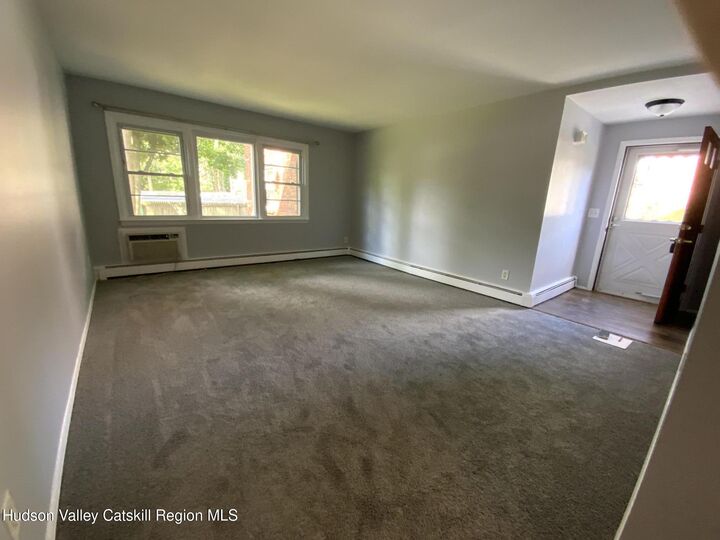 Property Photo: 2710 South NY 12601