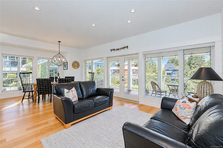 Property Photo:  200 Marina Way  BC V9Z 1N6 