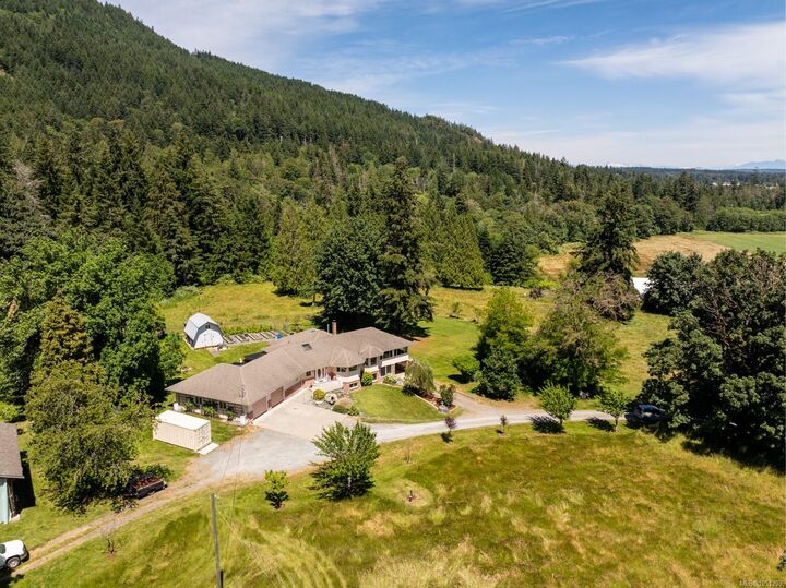 Property Photo: 7028 Westholme Rd BC V9L 6B4