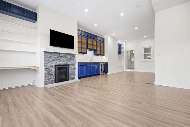 Property Photo:  2410 Leticoe St  PA 15203 