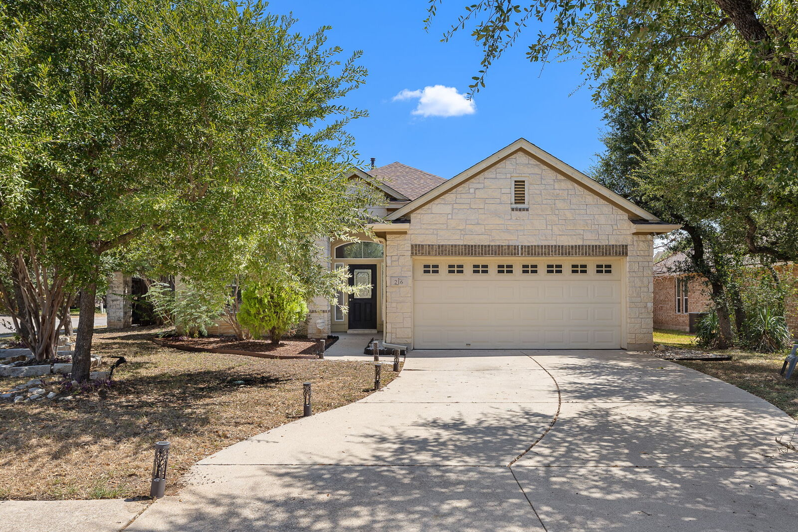 Property Photo:  216 Cherry Laurel Drive  TX 78613 