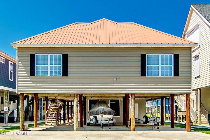Property Photo:  178 Flounder Court  LA 70353 