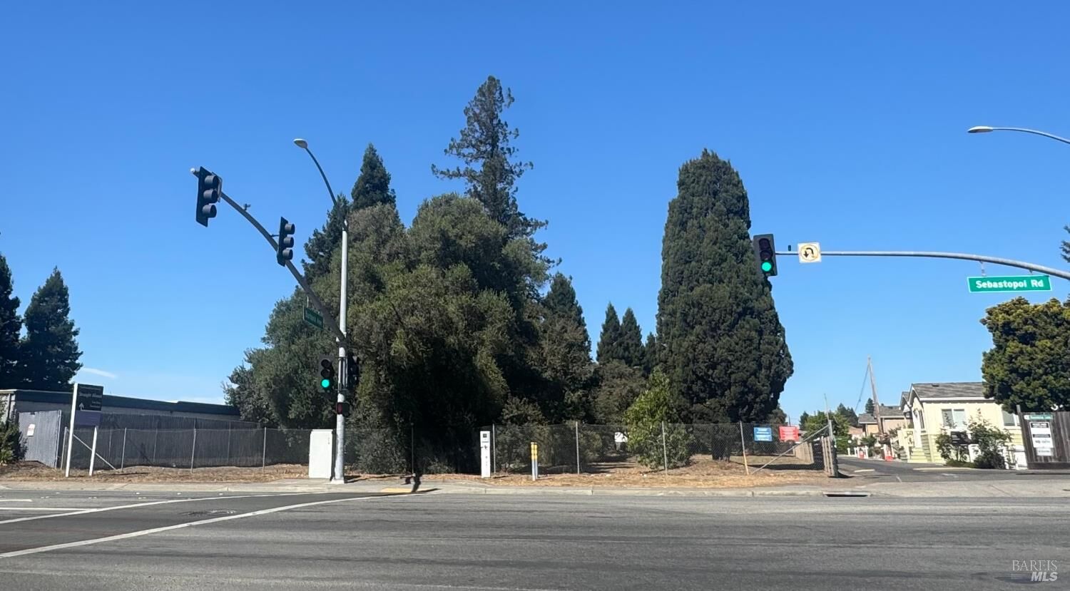 Property Photo:  1415 Sebastopol Road  CA 95407 