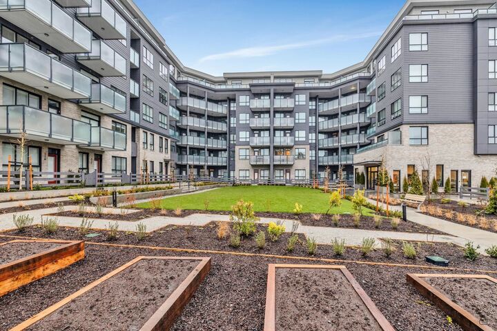 Property Photo:  15738 85 Avenue 4F  BC V4N 6Y1 