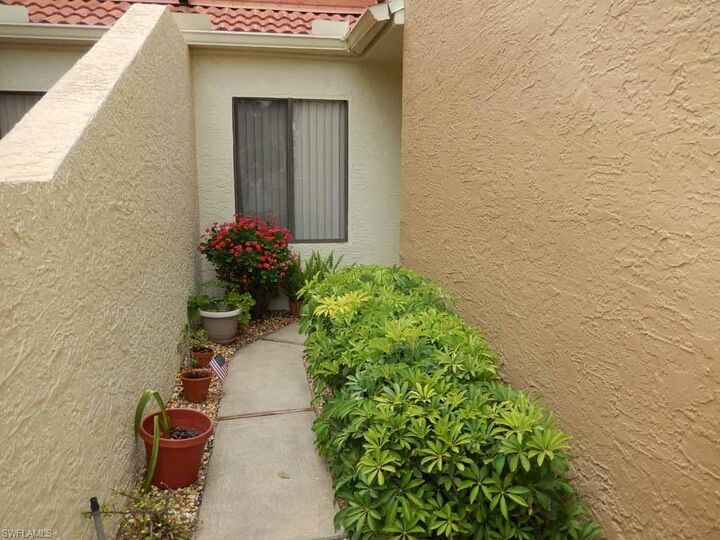 Property Photo: 7121 Golden Eagle Ct 613 FL 33912