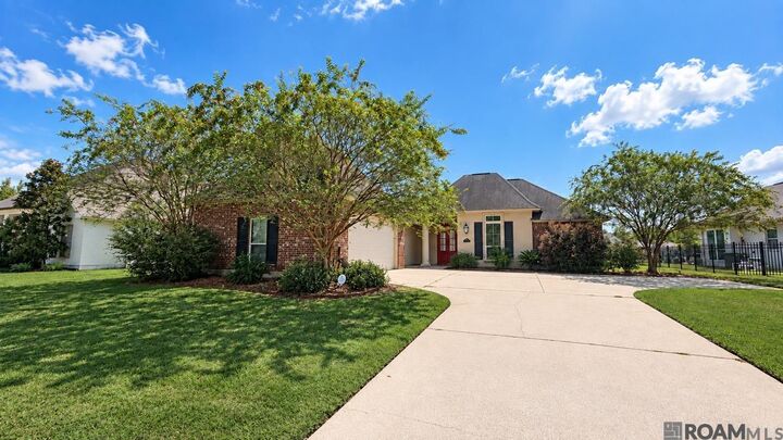 Property Photo: 22265 Fairway View Dr LA 70791
