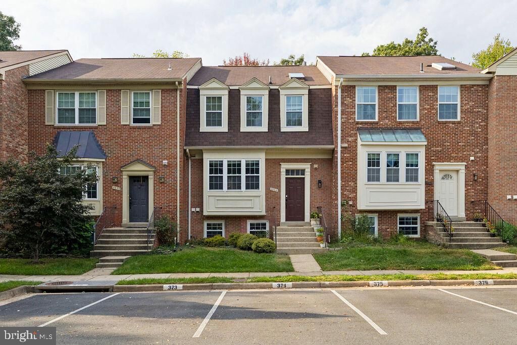 Property Photo:  3934 Tallow Tree Place  VA 22033 