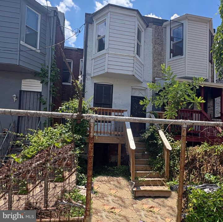 Property Photo: 2833 Woodbrook Avenue MD 21217
