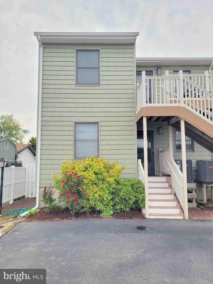 Property Photo:  905 Saint Louis Avenue 101  MD 21842 