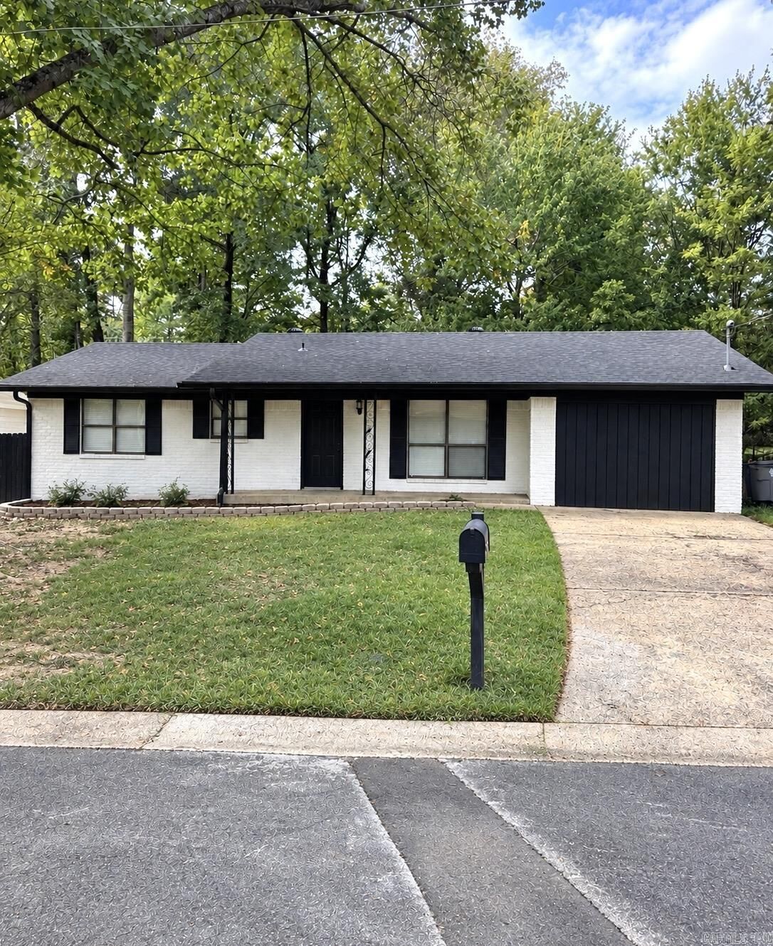 Property Photo: 100 Wisteria Place AR 71913