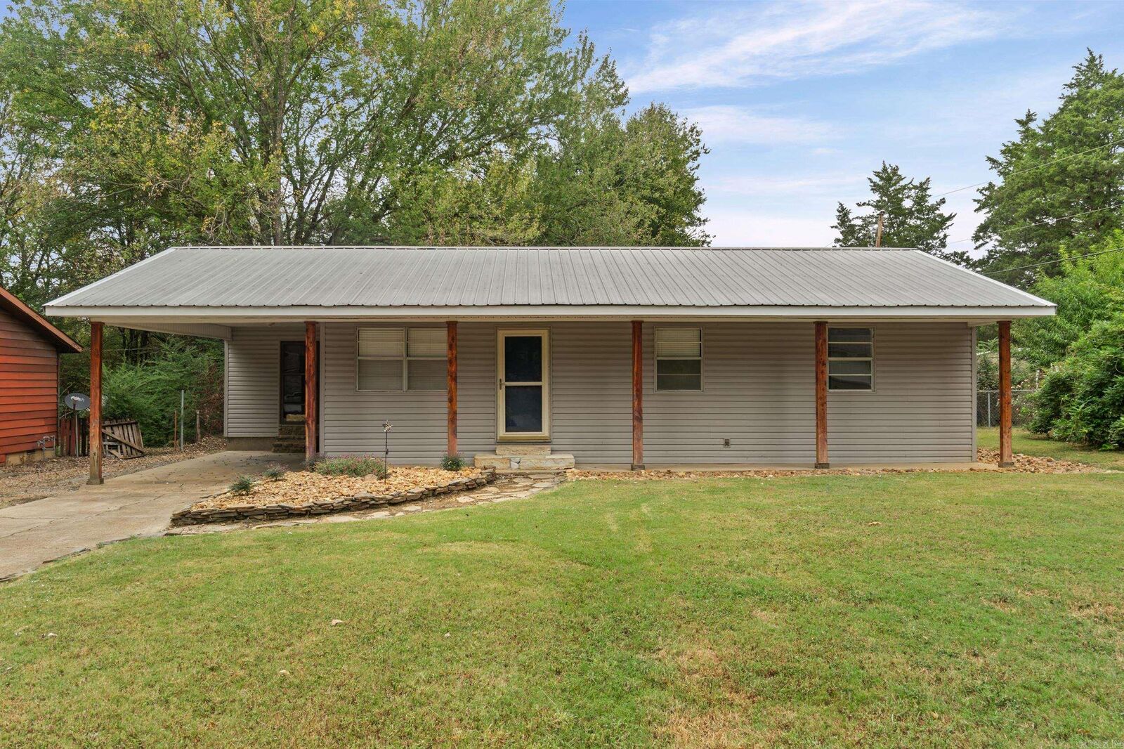 Property Photo: 2 Evergreen Dr. AR 72143