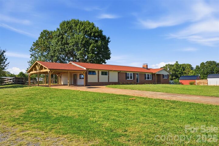 Property Photo:  3881 Summerow Road  NC 28650 