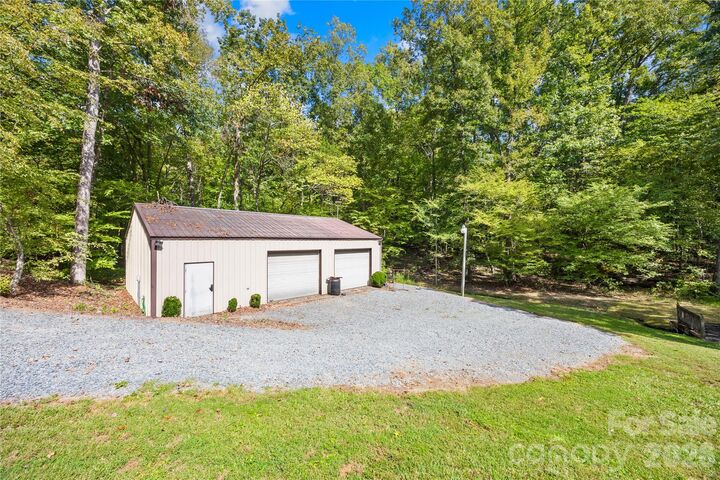Property Photo:  16208 Deepwood Place  NC 28079 