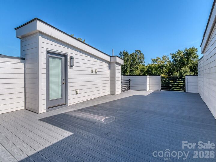 Property Photo:  834 Van Every Street  NC 28205 