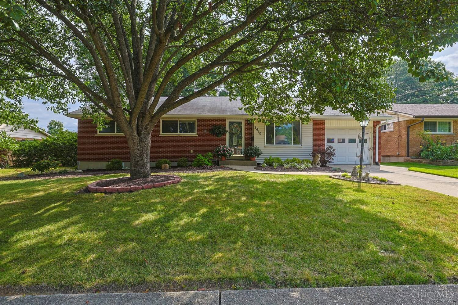 Property Photo:  8410 Sunrise Avenue  OH 45231 