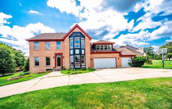 Property Photo: 11725 Darbyshire Court OH 45140