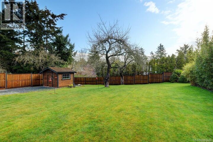 Property Photo: 3919 Quadra Street BC V8X 1J3