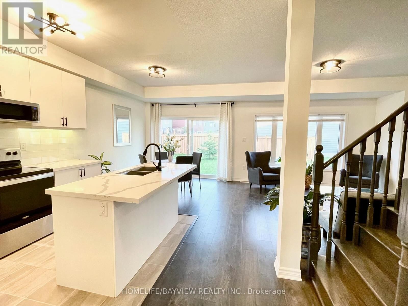 Property Photo:  128 Village Gate Drive  ON L9Z 0J7 