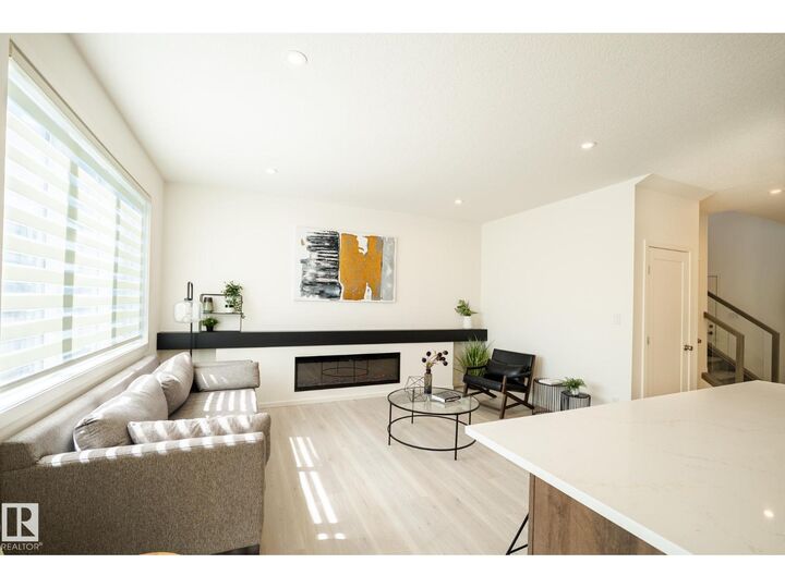 Property Photo: 7709 174A Av NW AB T5Z 0W5