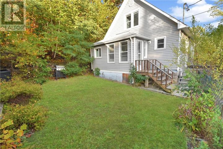 Property Photo:  294 Kathleen Street  ON P3C 2L8 