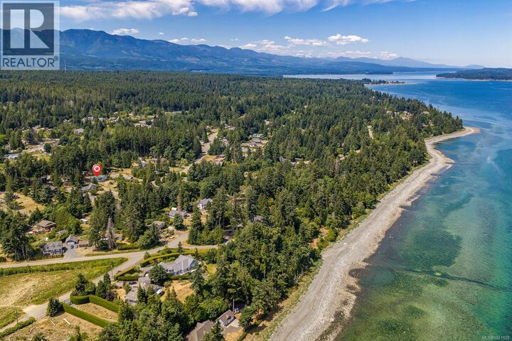 Property Photo: 4530 Thompson Clarke Drive East BC V0R 1G0