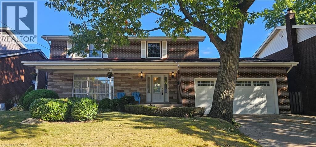 Photo de la propriété: 71 Margate Avenue ON L8T 1M7
