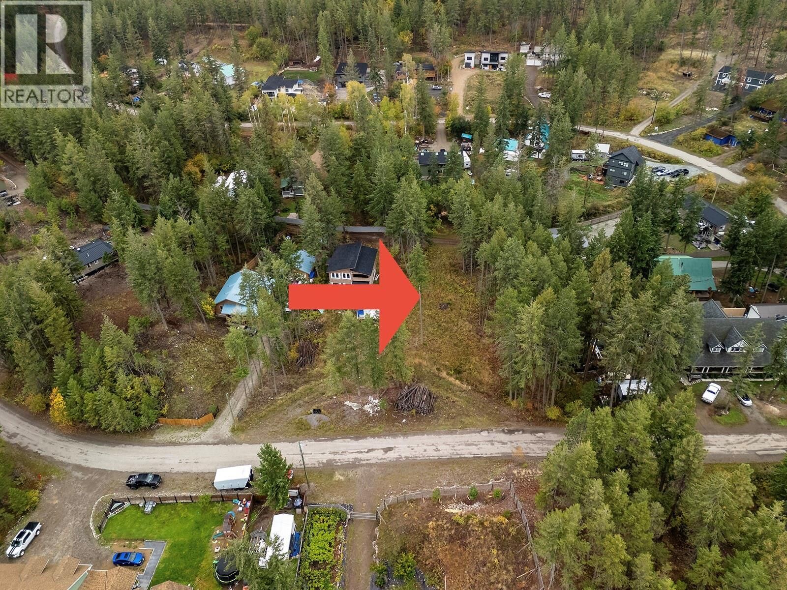 Property Photo:  861 Balsam Road  BC V1Z 3V8 