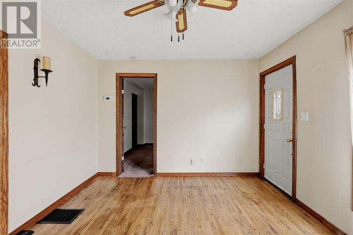 Property Photo:  165 Spadina Ave  ON P6C 5C6 