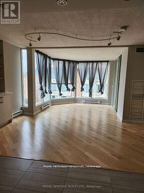 Property Photo: 55 Centre Avenue 2307 ON M5G 2H5