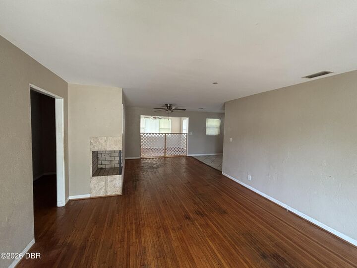 Property Photo:  504 N Ridgewood Avenue  FL 32174 
