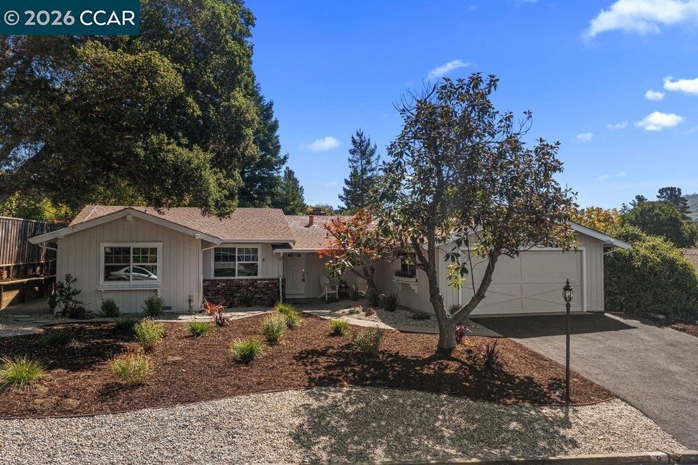 Property Photo:  9 Dickenson Drive  CA 94556 