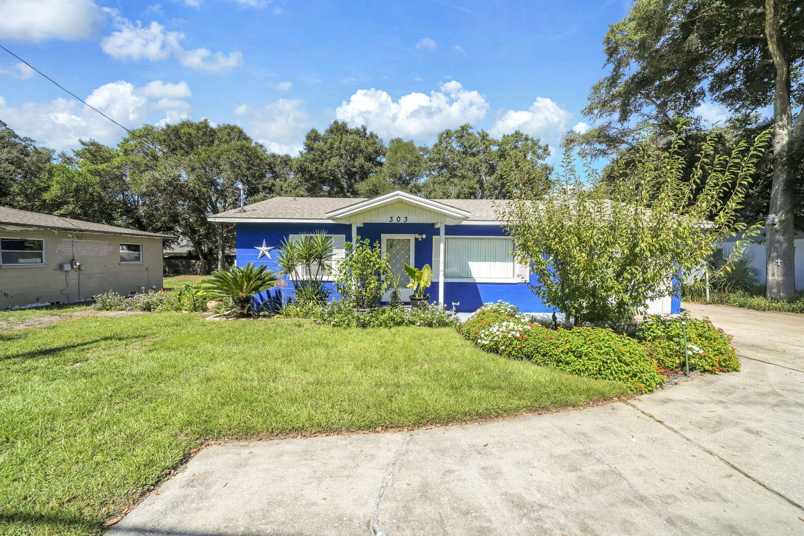 Property Photo:  303 N Beal Parkway  FL 32548 