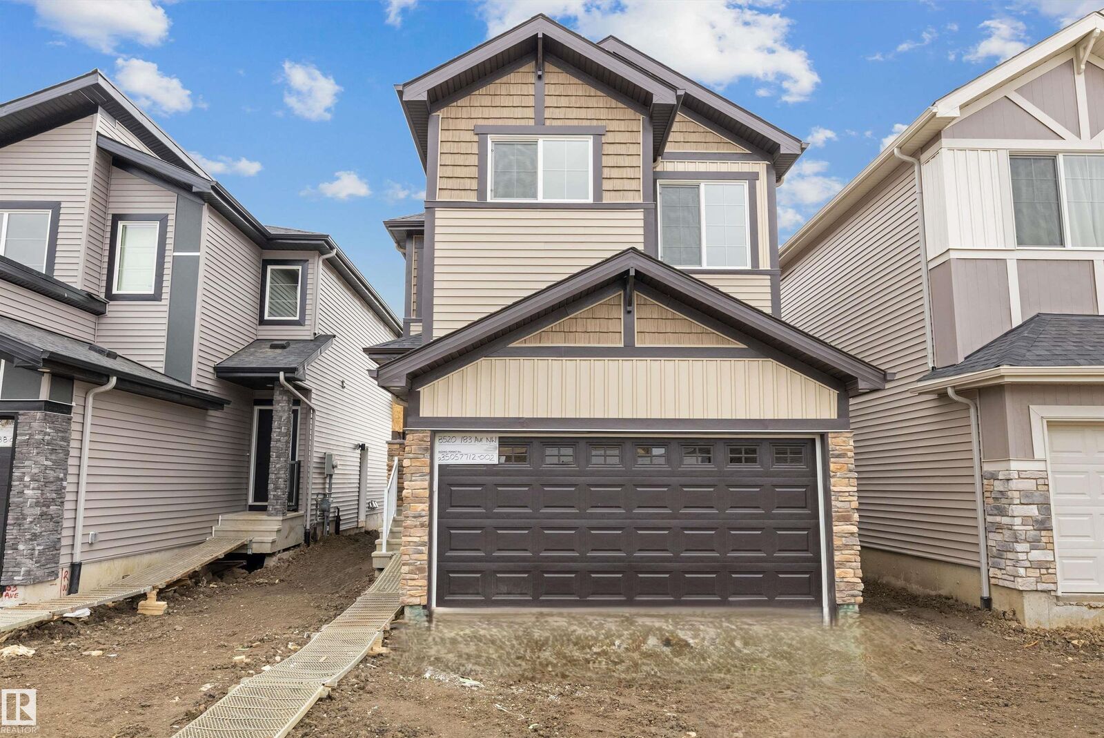 Property Photo:  8520 183 Avenue NW  AB T5Z 0X5 