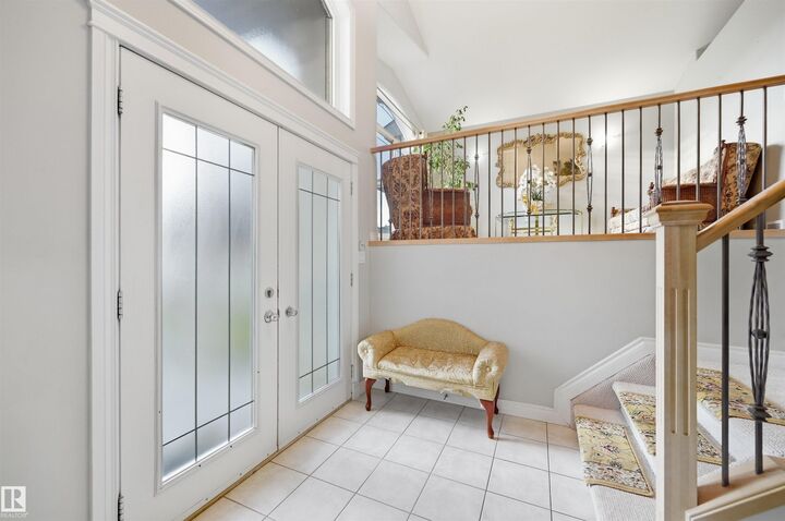 Property Photo:  764 Haliburton Crescent NW  AB T6R 2Z8 