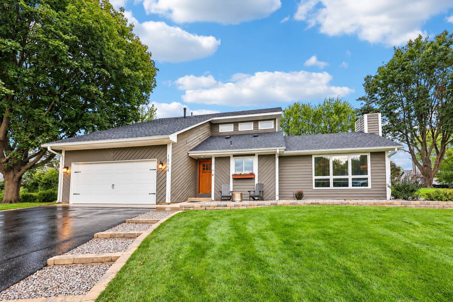 Property Photo:  18064 84th Avenue N  MN 55311 