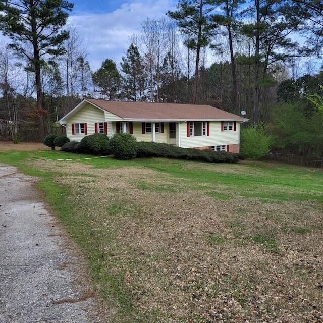 Property Photo:  620 Greenwood Acres Drive  GA 30040 