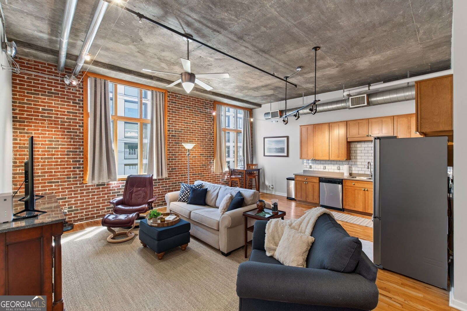 Property Photo:  660 Glen Iris Drive NE 407  GA 30308 