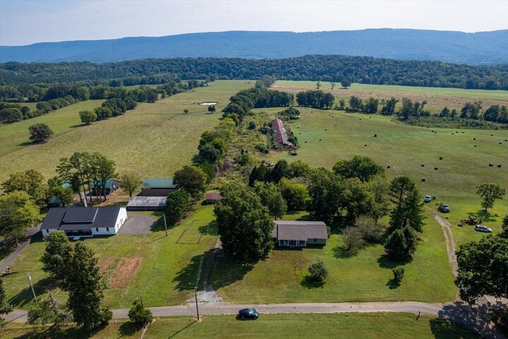 Property Photo: 632 Shirley Loop TN 37397