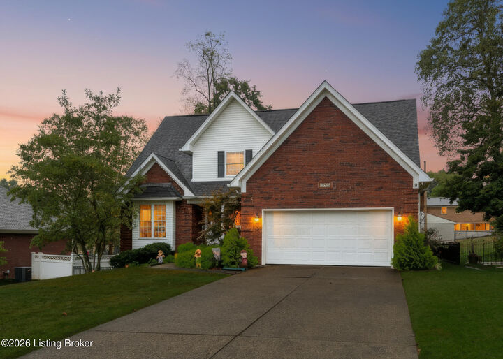 Property Photo:  6204 Cottage Ridge Pl  KY 40214 