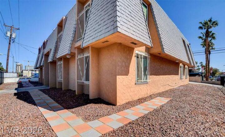 Property Photo:  3520 Cambridge Street 4  NV 89169 