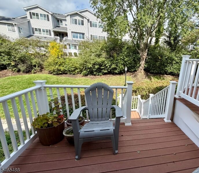 Property Photo:  46 Morgan Ct  NJ 07921 