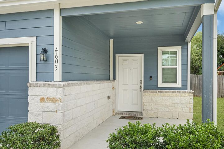 Property Photo:  4603 Prairie Chase Drive  TX 77069 