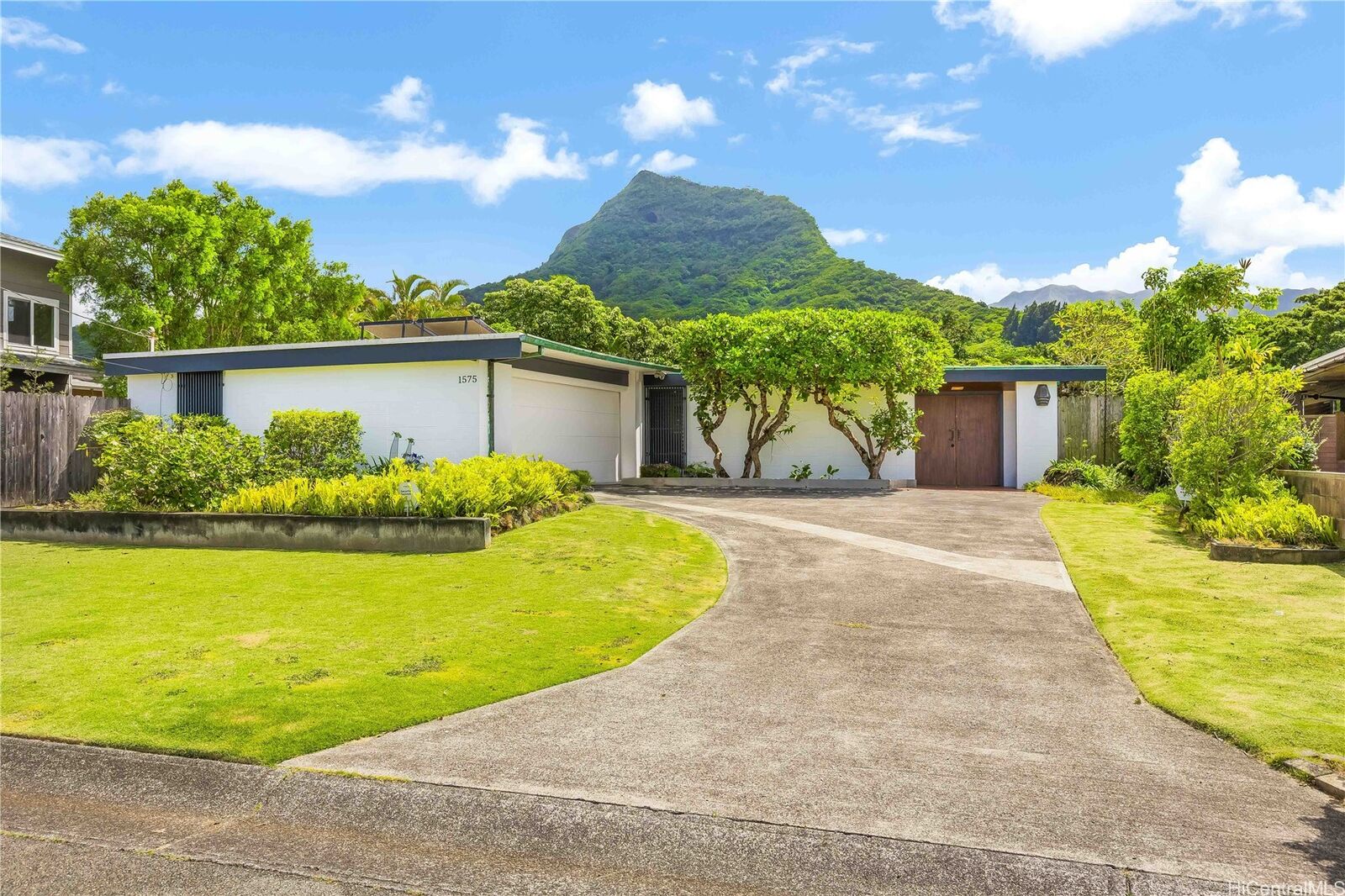 Property Photo:  1575 Ulupii Street  HI 96734 