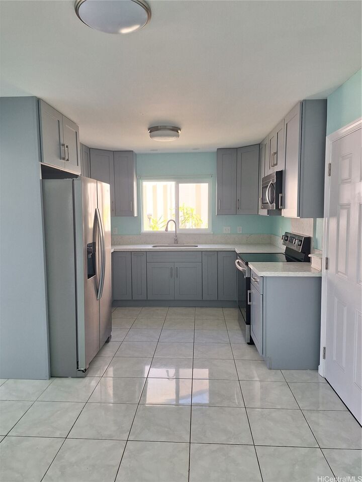 Property Photo:  1649 Kalauipo Street  HI 96782 