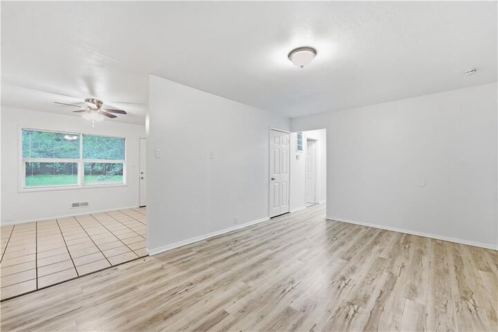 Property Photo: 10923 Bennington Avenue MO 64134