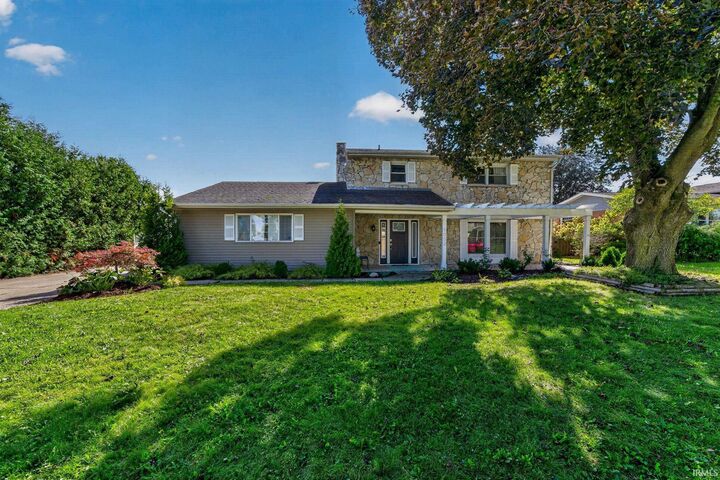 Property Photo:  1352 Roelke Drive  IN 46614-6042 