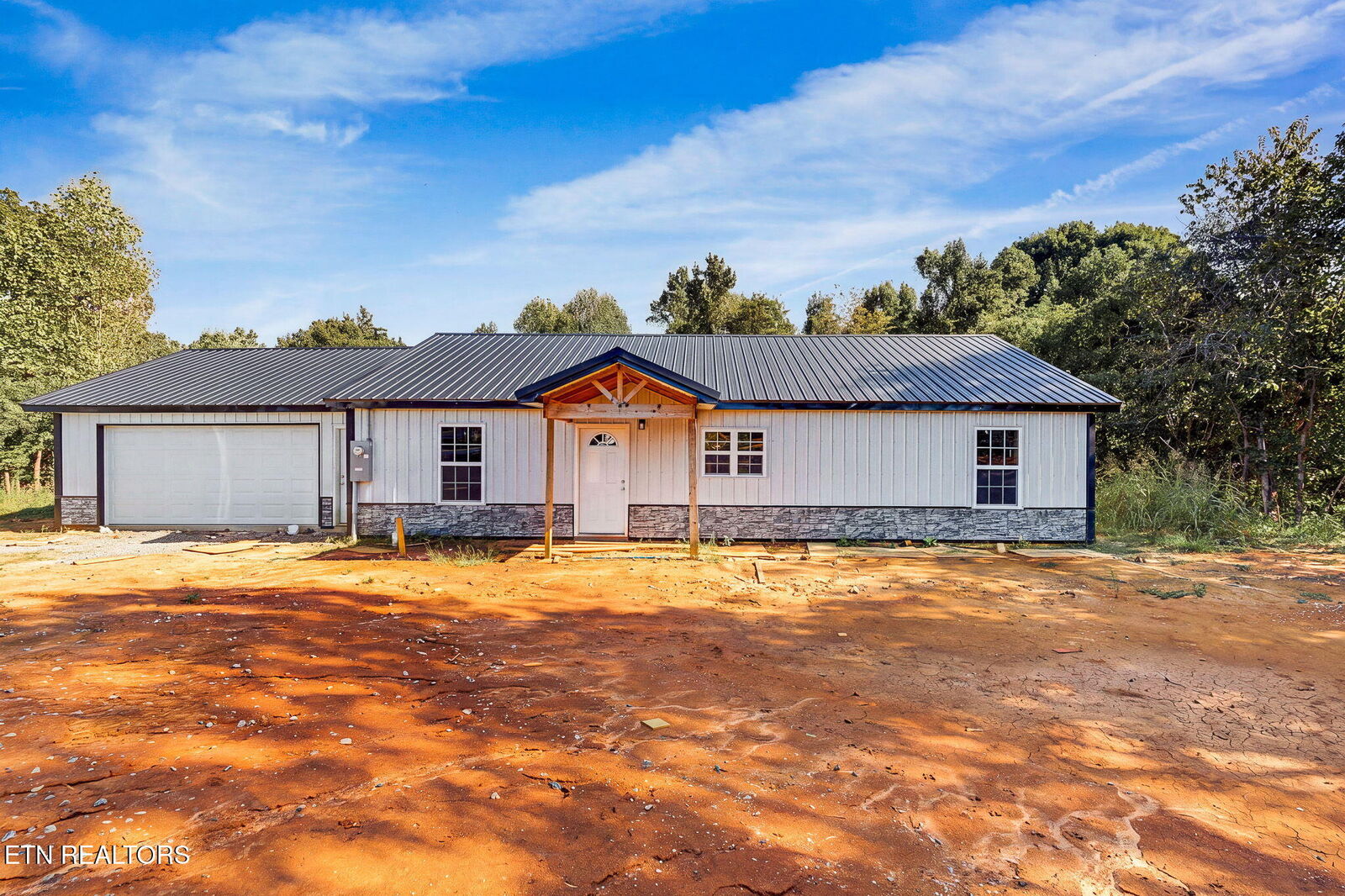 Property Photo:  367 N Fork Rd  TN 37354 