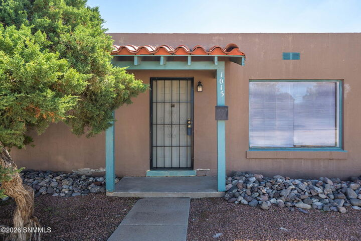 Property Photo:  1015 Mechem Avenue  NM 88005 
